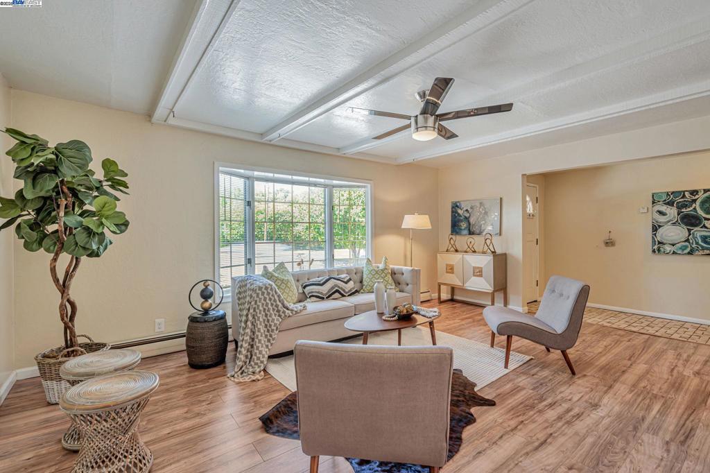 PINOLE VALLEY - Residential