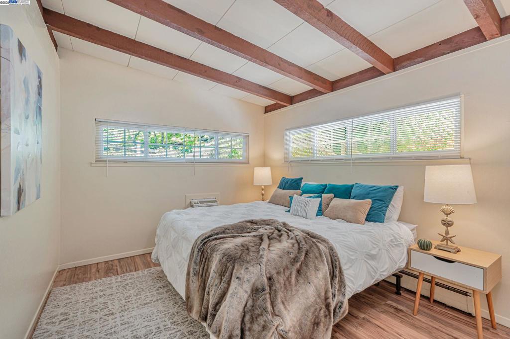 PINOLE VALLEY - Residential
