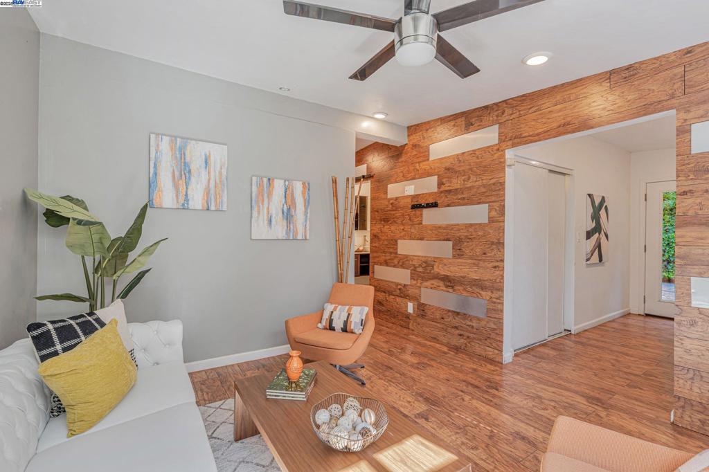 PINOLE VALLEY - Residential