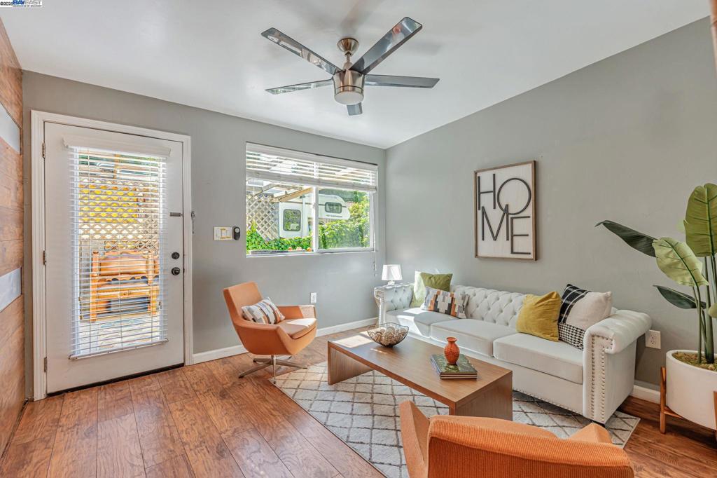 PINOLE VALLEY - Residential