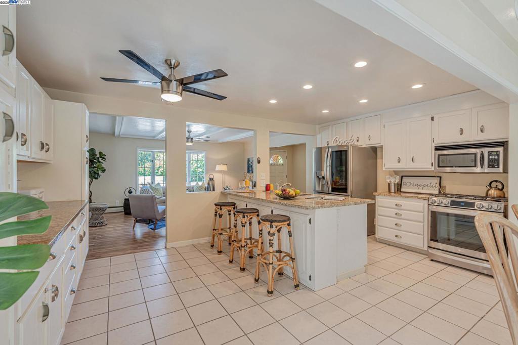 PINOLE VALLEY - Residential