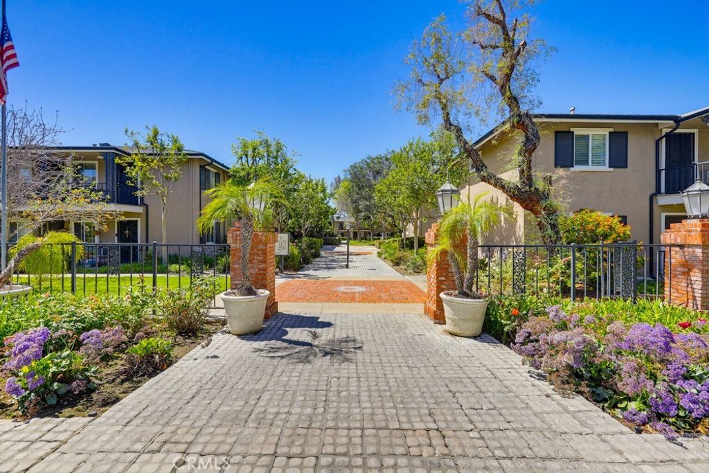 Photo of 660 S Glassell St #78, Orange, CA 92866 (MLS # PW26070215)