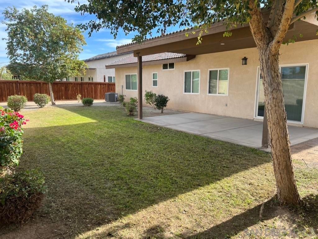 Photo of 231 Bell Ct Ct, Brawley, CA 92227 (MLS # 2600947SD)