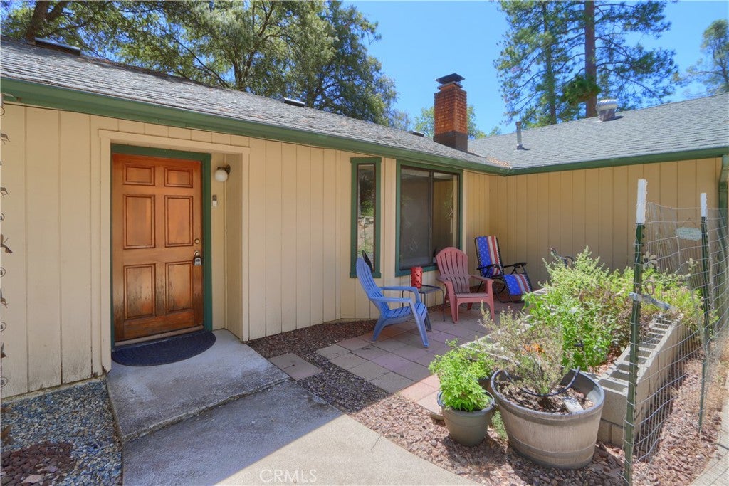 4965 Moss Creek Lane