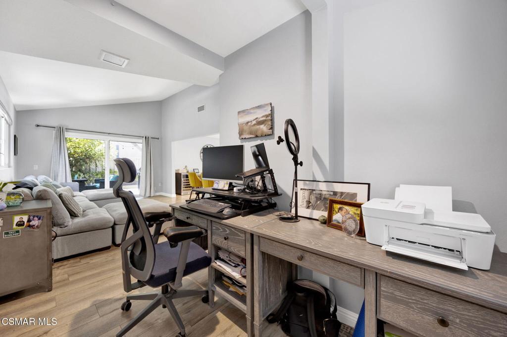 Oakbrook Terrace-541 - 541 - Residential