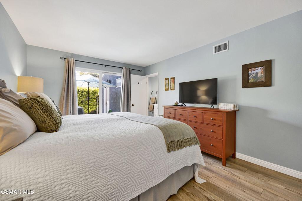 Oakbrook Terrace-541 - 541 - Residential