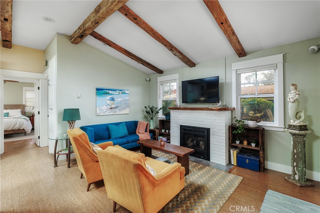 208 Shasta Ave