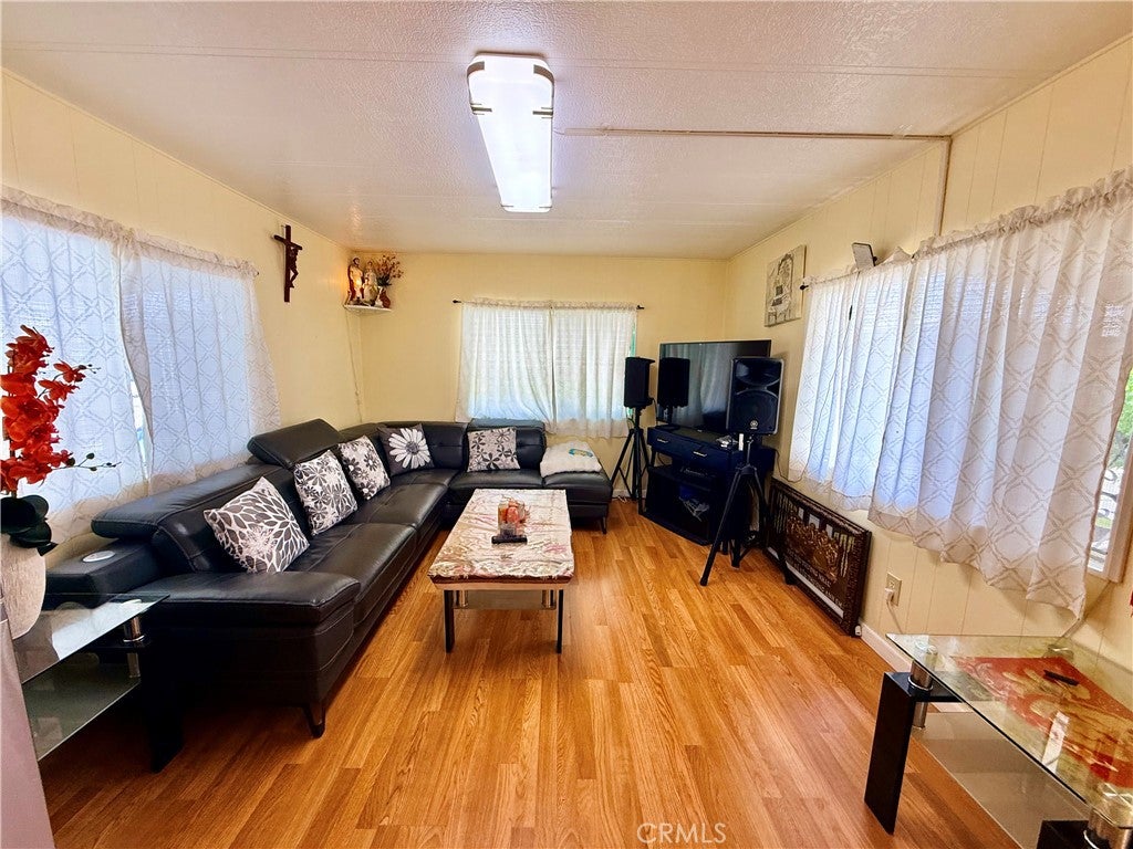 9851 BOLSA AVE 83