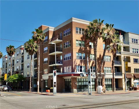 Photo of 300 E 4th ST #215, Long Beach, CA 90802 (MLS # PW26097346)