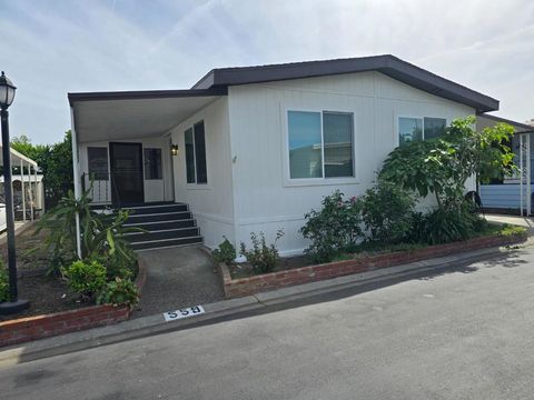 Photo of 559 Mountain Home Drive, San Jose, CA 95136 (MLS # ML82035841)