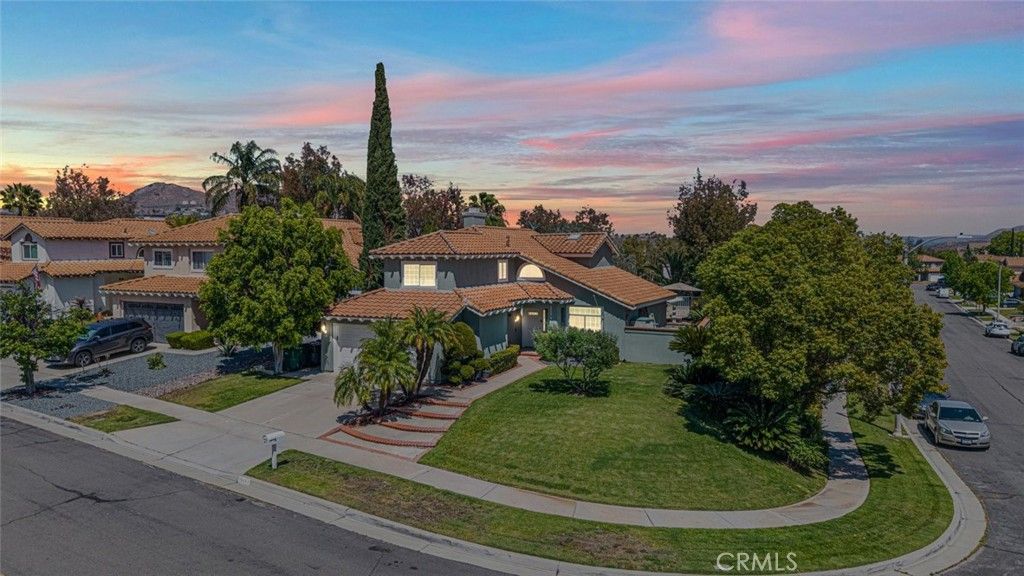 Photo of 711 Lassen Drive, Corona, CA 92879 (MLS # SW26091851)
