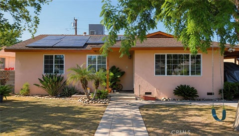 Photo of 1418 Rosalia DR, Bakersfield, CA 93304 (MLS # PI26135544)