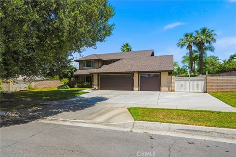 Photo of 115 Dale LN, Redlands, CA 92373 (MLS # PF26090755)