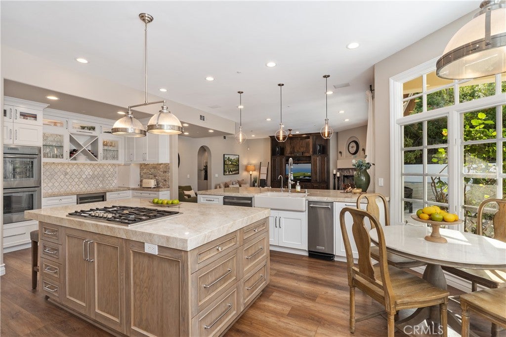 27971 Golden Ridge