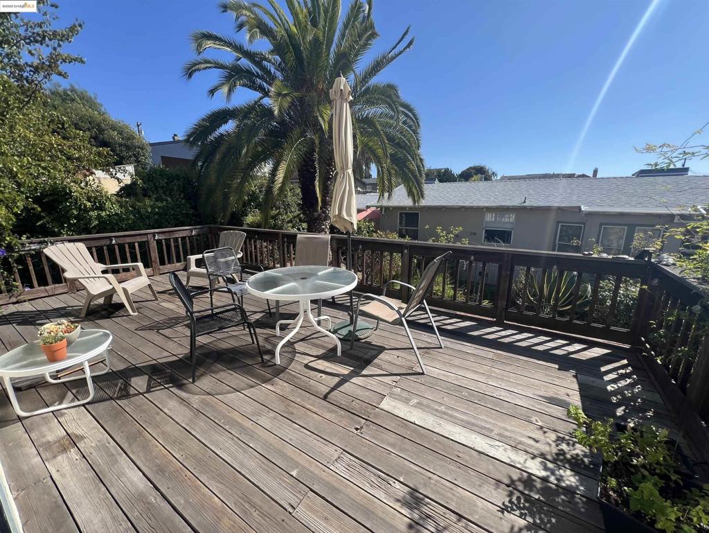 This inviting Spanish Revival home offers 2 bedrooms, 1.5 baths, and a thoughtfully designed floor plan filled with natural light. The spacious living and dining areas showcase beautiful oak hardwood floors, expansive windows, and a seamless flow that enhances everyday living. The bright, airy kitchen opens to a generous private deck. Well-proportioned bedrooms, a skylit bathroom, and distinctive architectural details throughout create a warm and welcoming atmosphere. Ideally located just moments from Solano Avenue, top-rated Albany schools, parks, and local cafés, this home blends timeless character with modern convenience. A rare opportunity to rent a stylish retreat in one of the East Bay’s most sought-after neighborhoods.