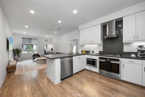 2424 Nolita Irvine CA 92612