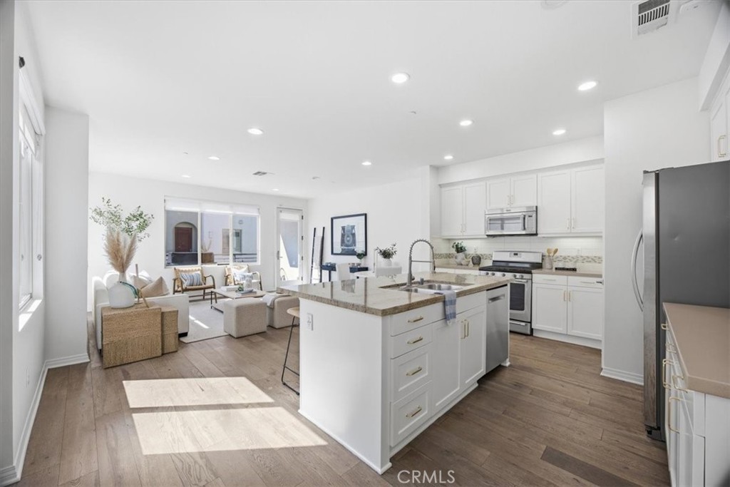 12921 Union Avenue 107