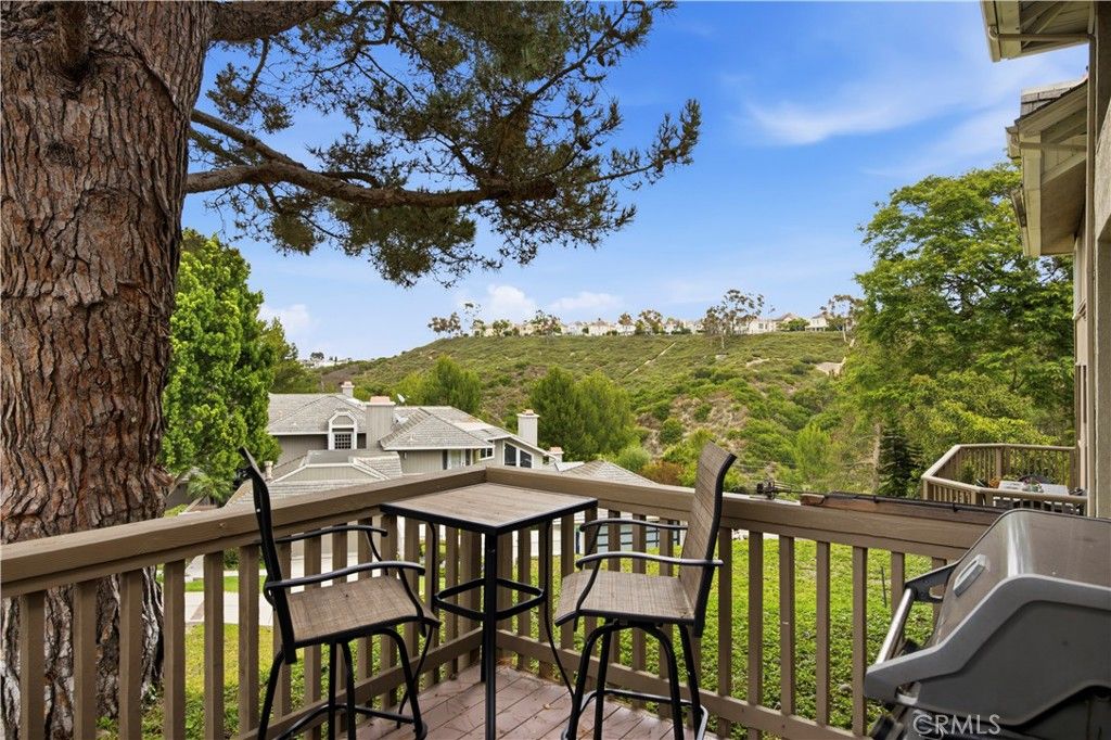 Photo of 16 Lucerne, Newport Beach, CA 92660 (MLS # NP26143621)