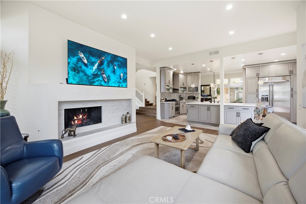 16 Lucerne, Newport Beach CA 92660 - Photo 9