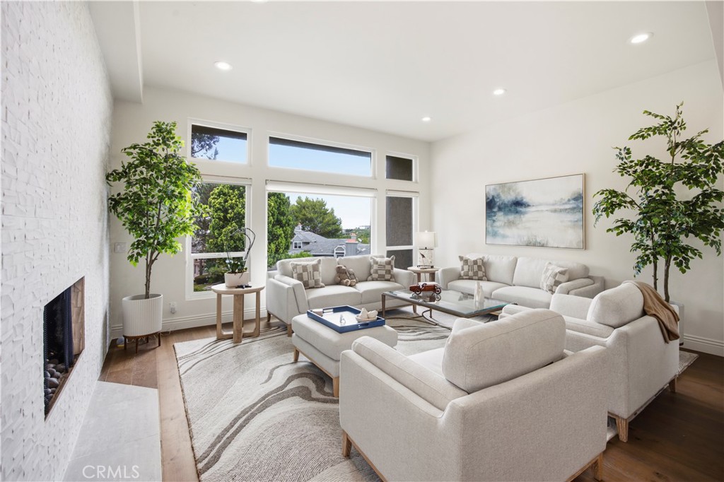 16 Lucerne, Newport Beach CA 92660 - Photo 10