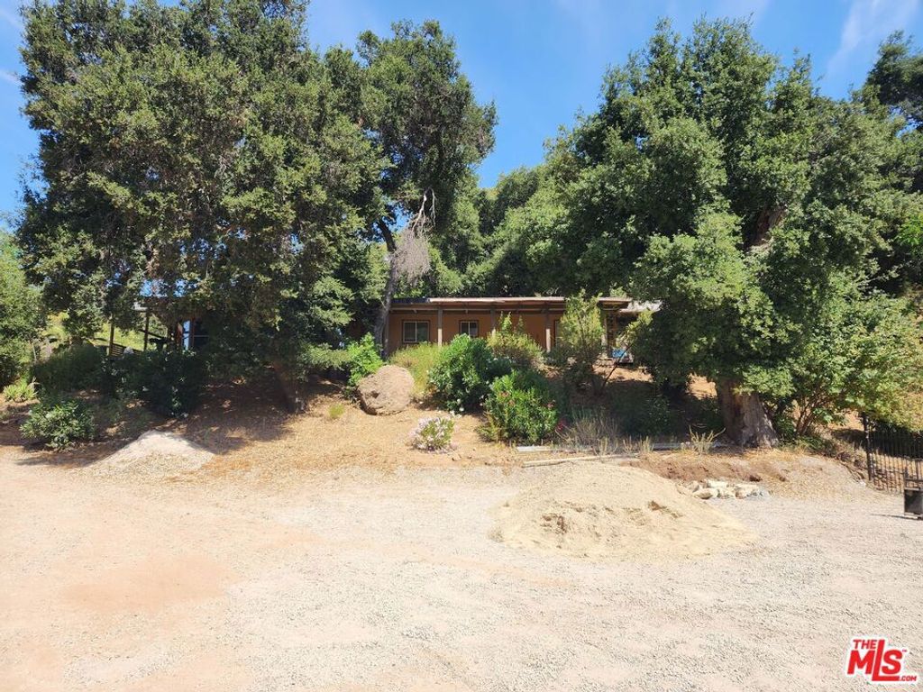 listing image 130726137386618701799