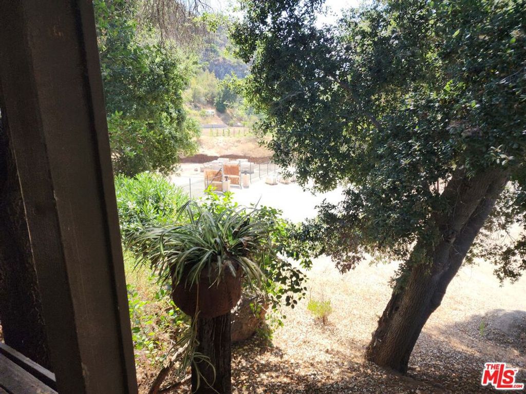 listing image 130727042880162553149