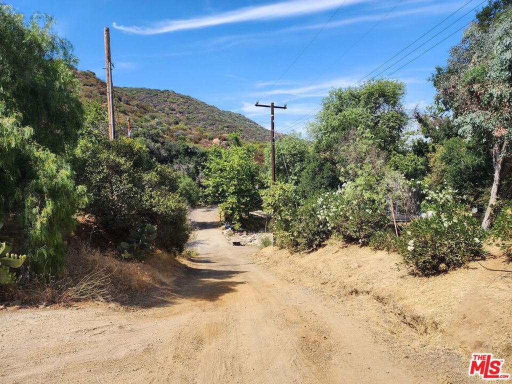 listing image 130726910832643236625