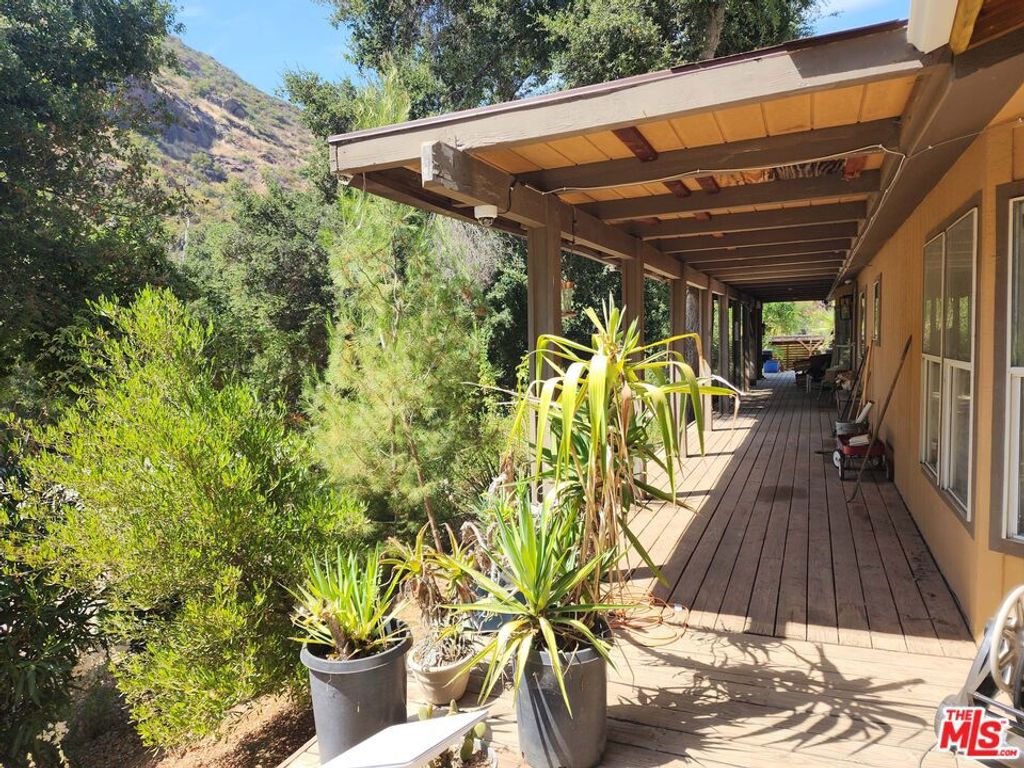 listing image 130720931225356516832