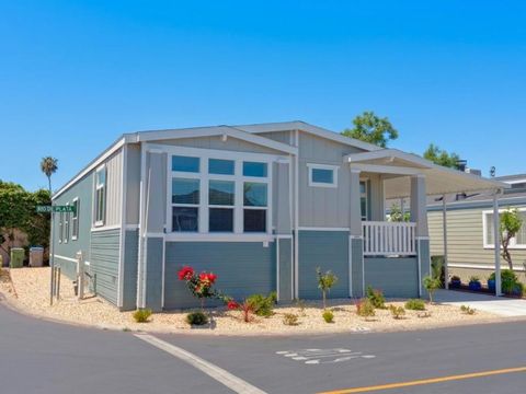 Photo of 1520 E Capitol Expressway, San Jose, CA 95121 (MLS # ML82045263)