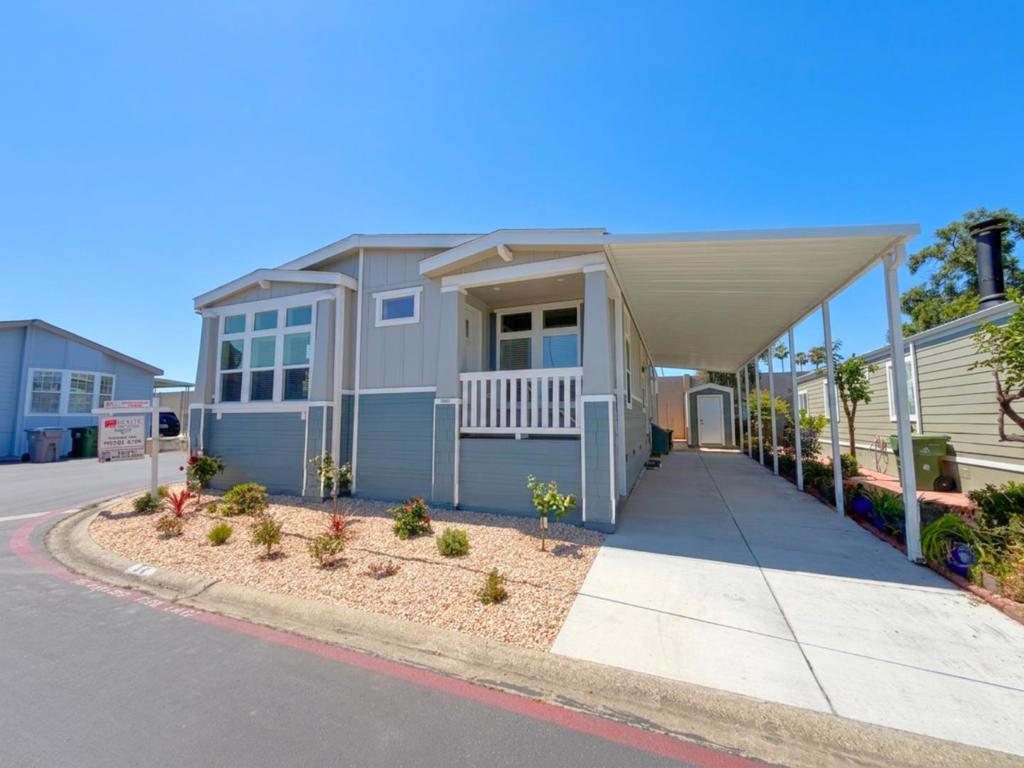1520 E Capitol Expressway