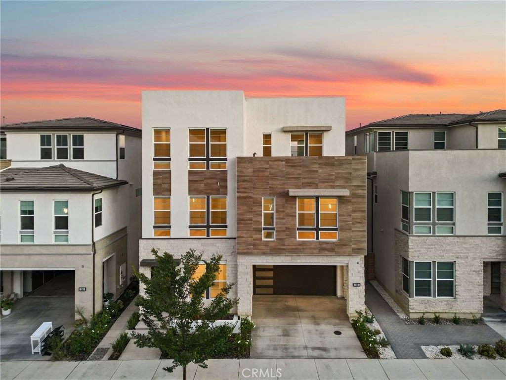 Photo of 1155 Poppy Court, Montebello, CA 90640 (MLS # TR25223181)