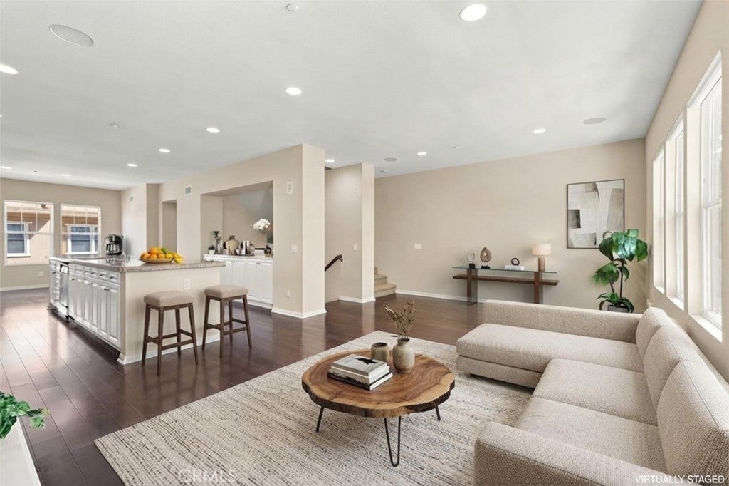 1800 Oak 515