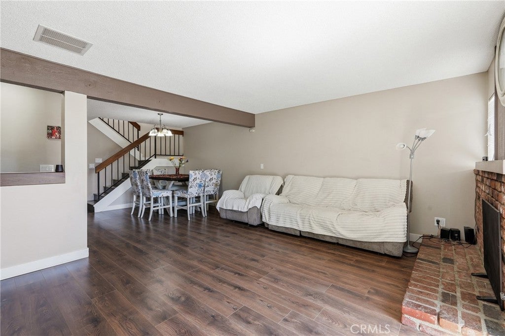 8340 Penfield Ave 35