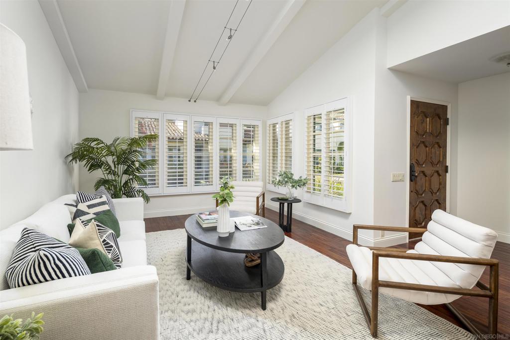 Rancho Santa Fe - Residential Lease