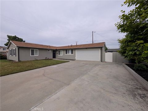 Photo of 8002 San Leon Circle, Buena Park, CA 90620 (MLS # DW26077126)