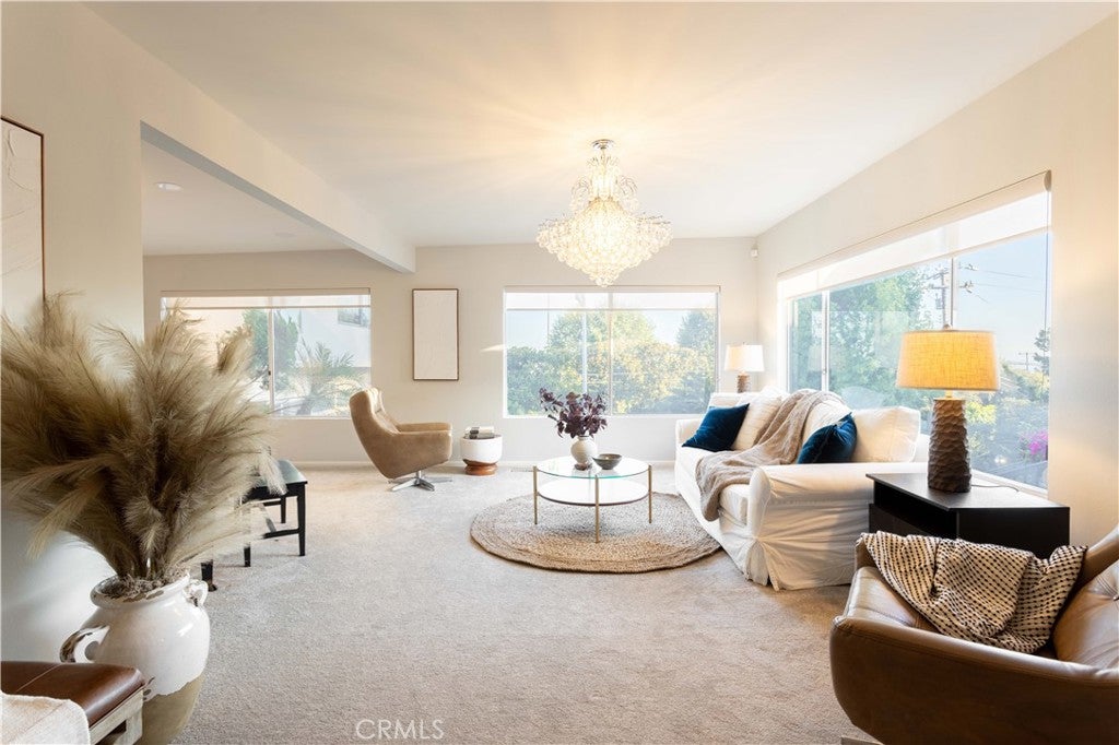 1001 Briarcliff