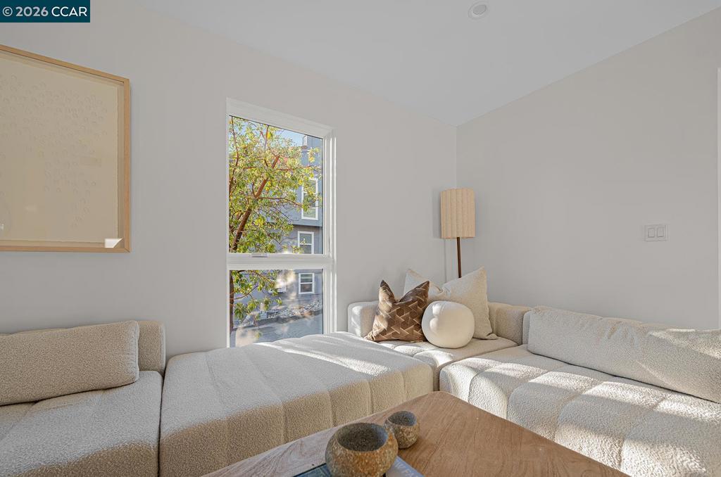 3742 Mt. Diablo Blvd #2A WOODHAVEN 2A
