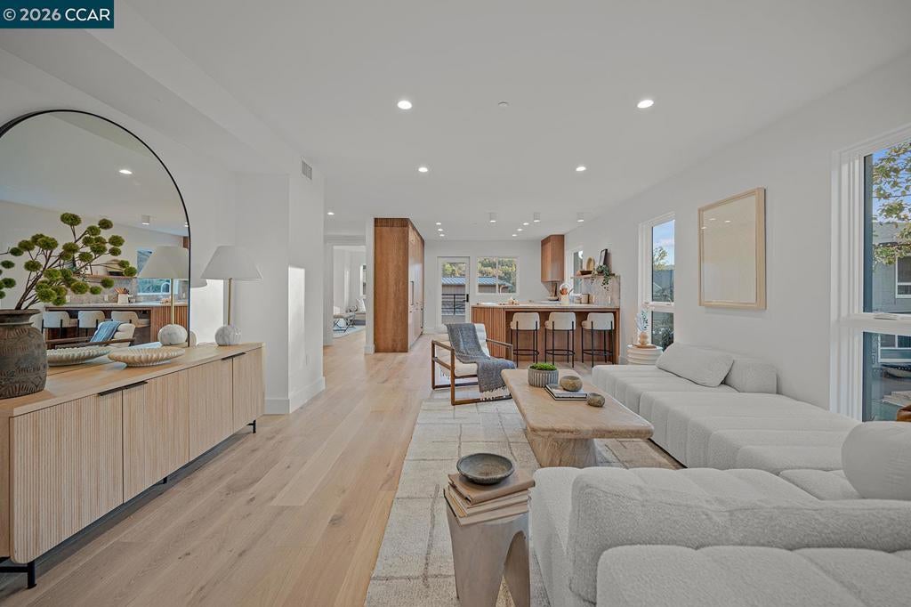 3742 Mt. Diablo Blvd #2A WOODHAVEN 2A