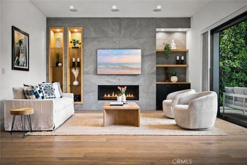 Photo of 4458 Katherine Avenue, Sherman Oaks, CA 91423 (MLS # SR26164588)