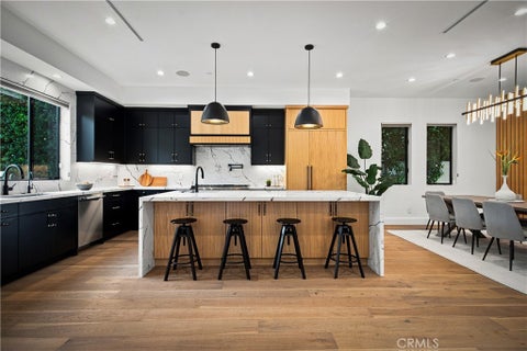Photo of 4458 Katherine Avenue, Sherman Oaks, CA 91423 (MLS # SR26164588)
