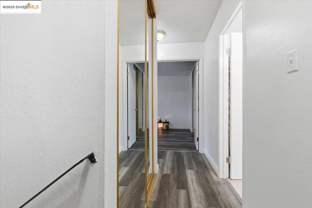 GENTRY COURTS - Residential