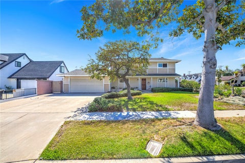 Photo of 1524 W Flippen Court, Anaheim, CA 92802 (MLS # SR26228530)