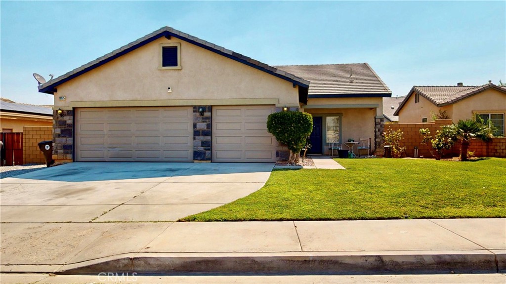 Discover this beautifully updated 4-bedroom, 2-bathroom home in the heart of Victorville, offering a perfect blend of comfort, convenience, and potential. With 2,025 sq ft of living space, this home sits on a fully fenced lot, providing both privacy and flexibility to suit a variety of lifestyles.
Step inside to find fresh new paint throughout, giving the interior a clean, modern feel that’s move-in ready. The spacious floor plan offers plenty of room for family living, entertaining, or working from home.
Ideally located just minutes from major freeways, shopping centers, scenic mountains and lakes, and a wide array of dining options, this home offers easy access to all the essentials.
The backyard presents endless possibilities—perfect for outdoor gatherings, gardening, or future upgrades tailored to your vision.
Whether you're a first-time buyer, investor, or simply looking for a home in a quiet, established neighborhood, this property is full of potential and ready for its next chapter.