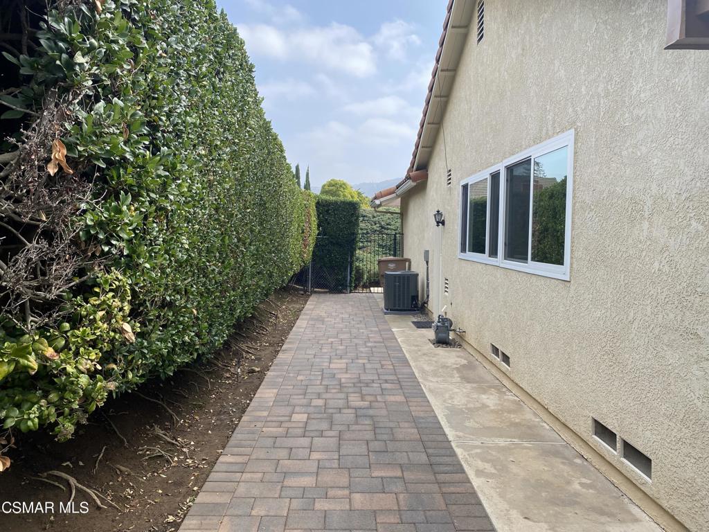 Cal Classics-102 - 1000052 - Residential Lease