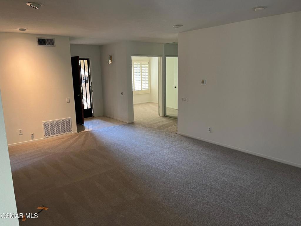 Cal Classics-102 - 1000052 - Residential Lease