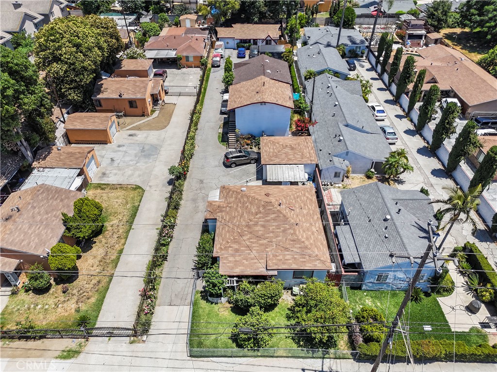 3452 Durfee Avenue