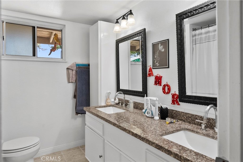 2436 Littleton, Costa Mesa CA 92626 - Photo 14