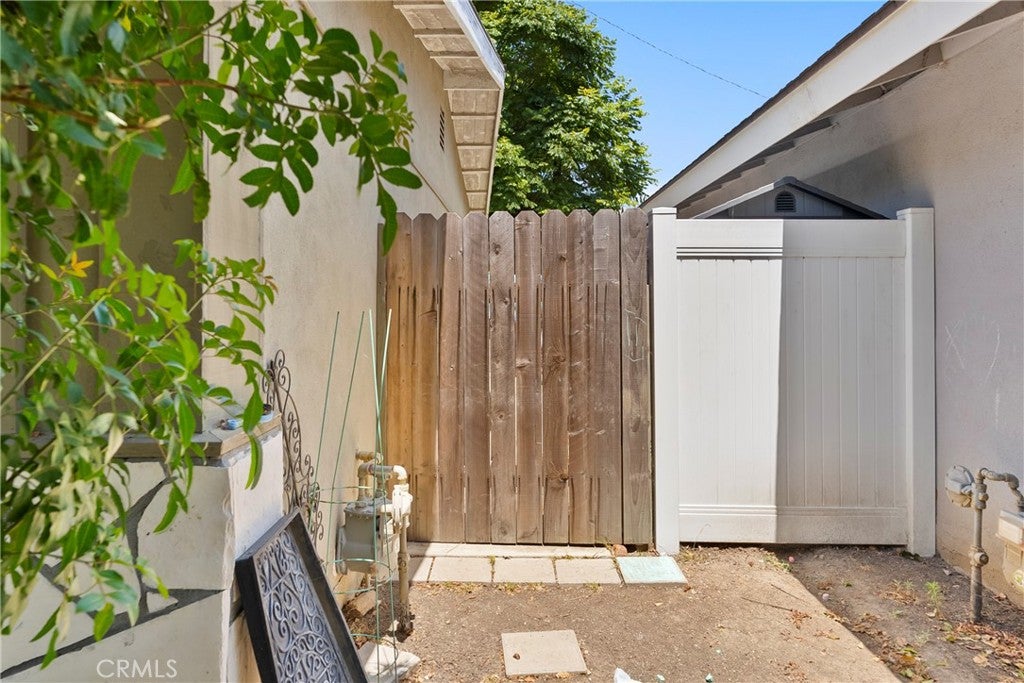 2436 Littleton, Costa Mesa CA 92626 - Photo 43