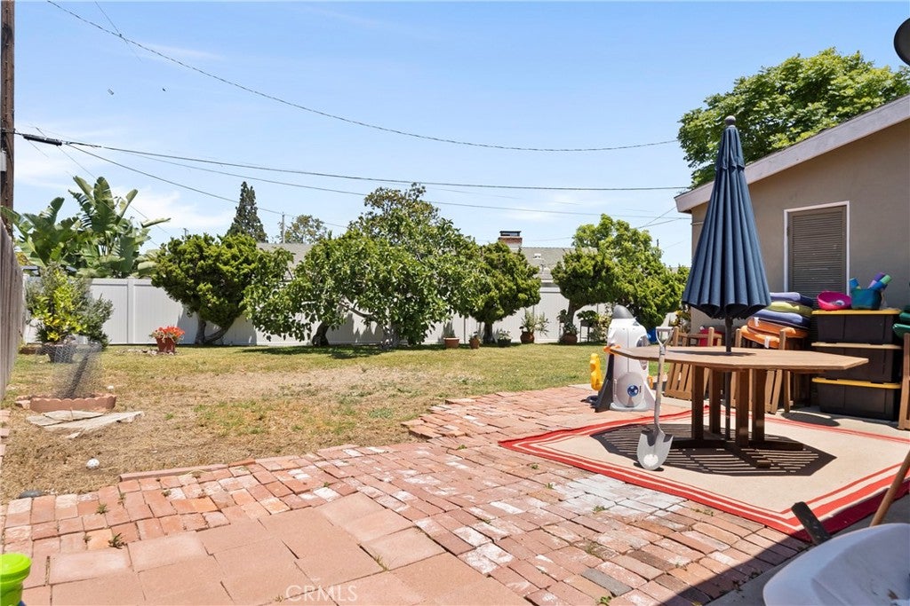 2436 Littleton, Costa Mesa CA 92626 - Photo 31