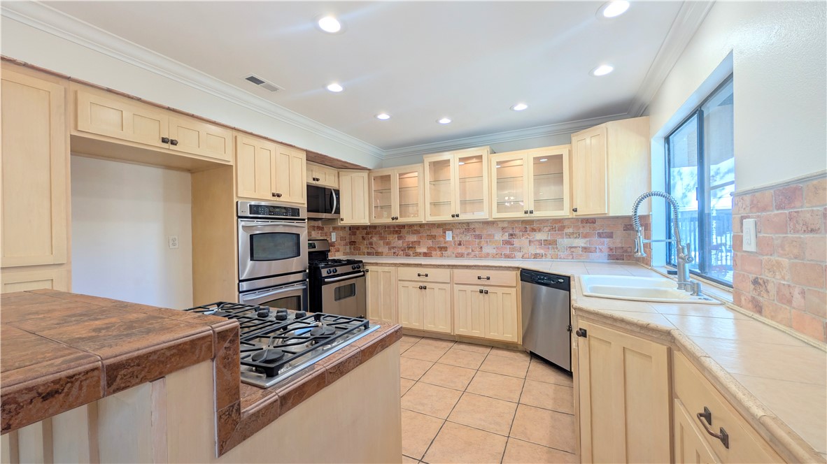 Woods (TW) - Residential Lease